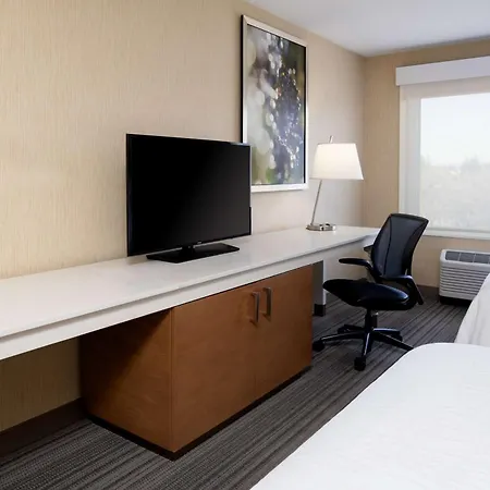 Hilton Garden Inn Roseville Exterior photo