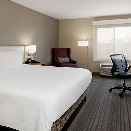 Hilton Garden Inn Roseville Exterior photo