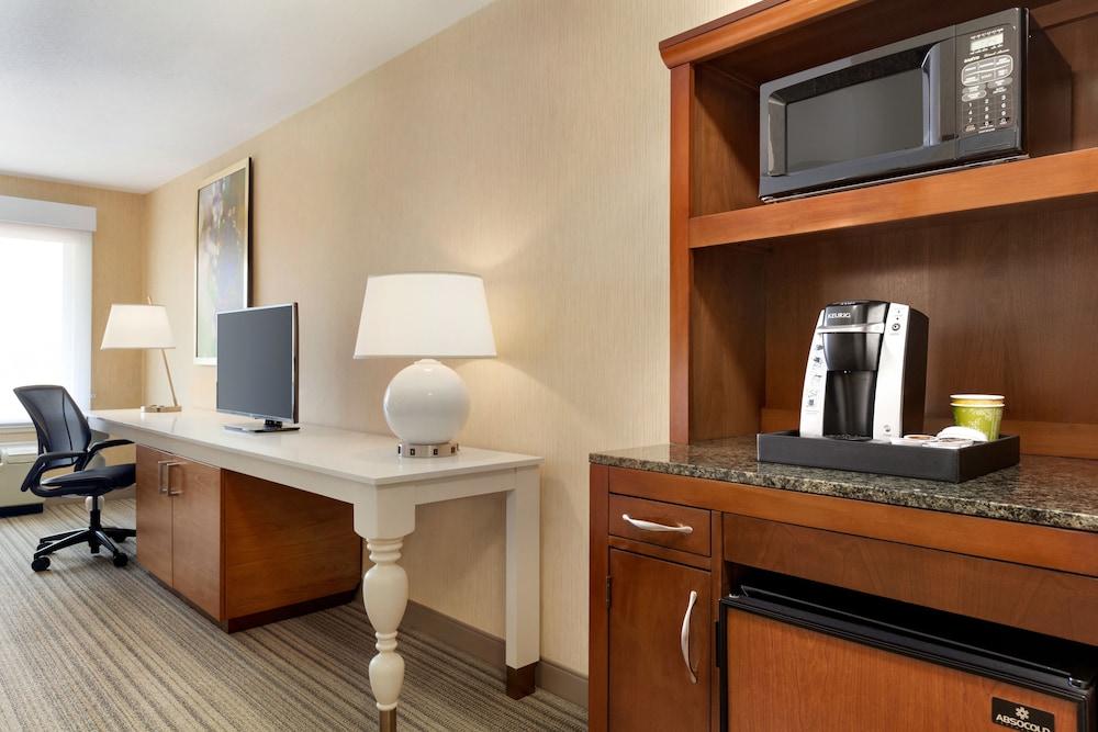 Hilton Garden Hotel 3*