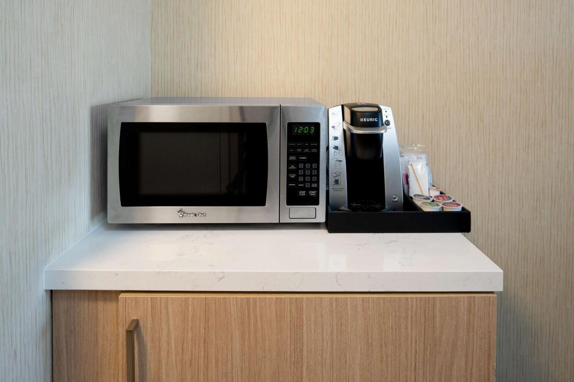Hilton Garden 3*