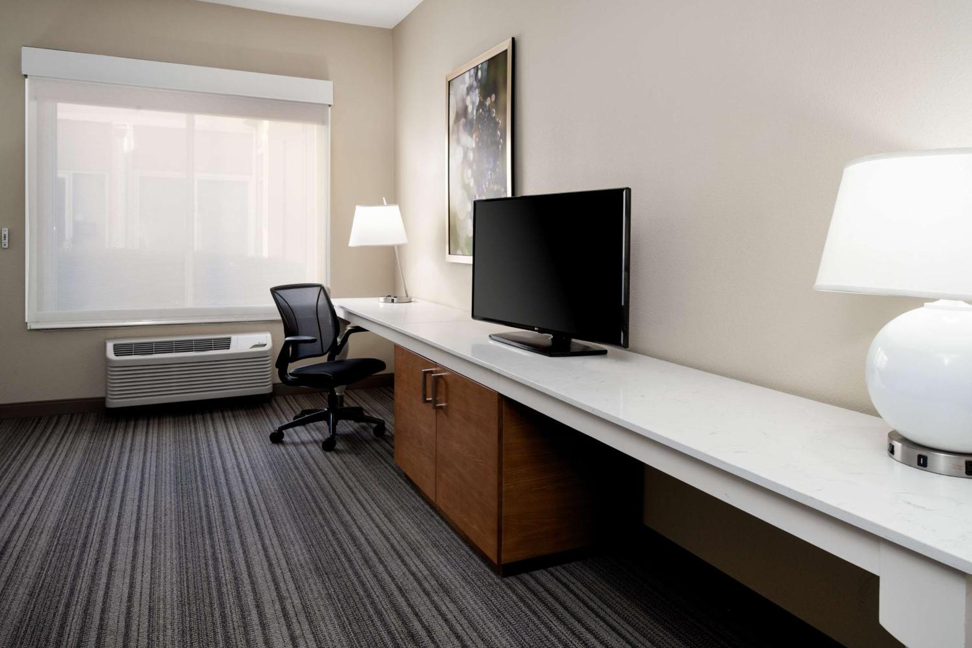 Hotel Hilton Garden Roseville