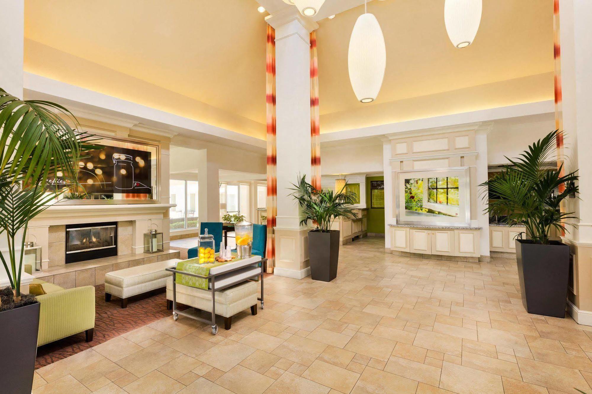 Hilton Garden 3*